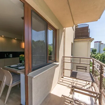 House Managers - Nadbaltycki